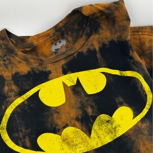 DC Comics Batman Black and Yellow Short Sleeve Tee